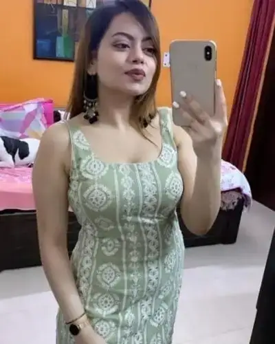 Call Girl in Ballarpur